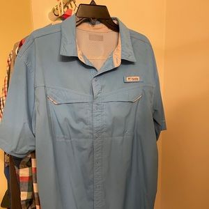 Columbia shirt sleeve fishing shirt